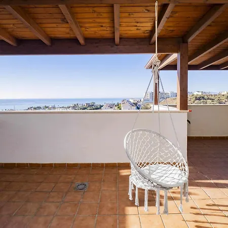 Atico Con Vistas Al Mar Piscina Y Parking Apartment Malaga Exterior photo