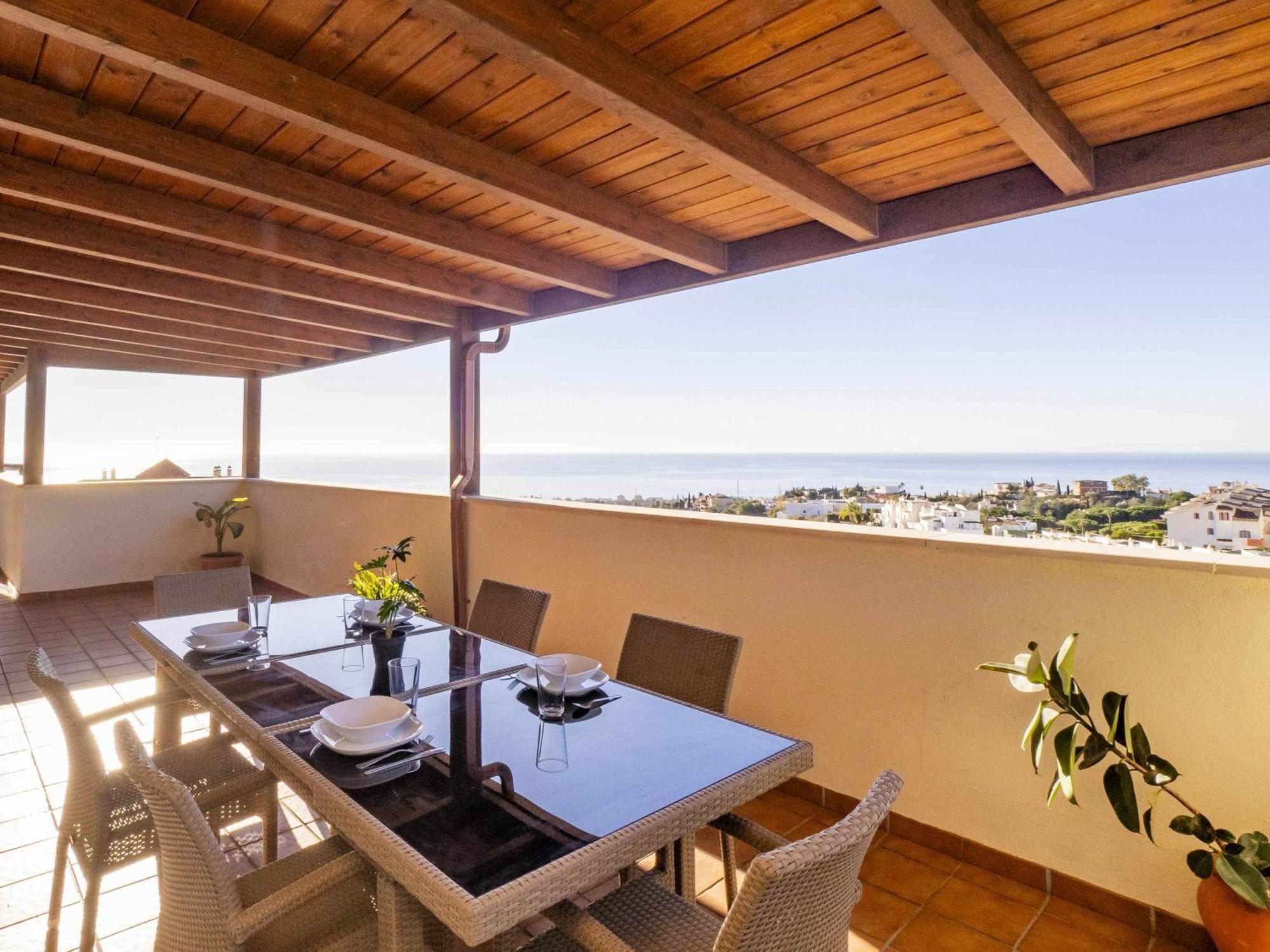 Atico Con Vistas Al Mar Piscina Y Parking Apartment Málaga